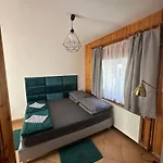 Maria 3*