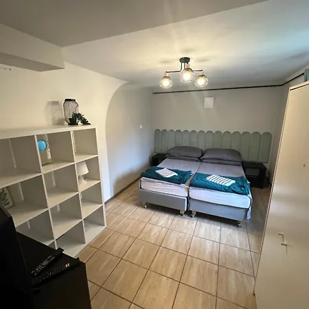 Maria 3*